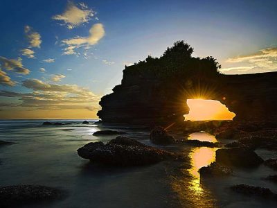 Stunning Tanah Lot temple